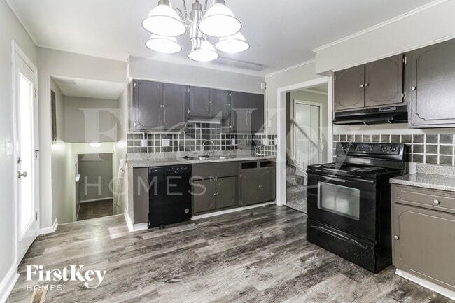 Photo - 3003 Falcon Bridge Dr