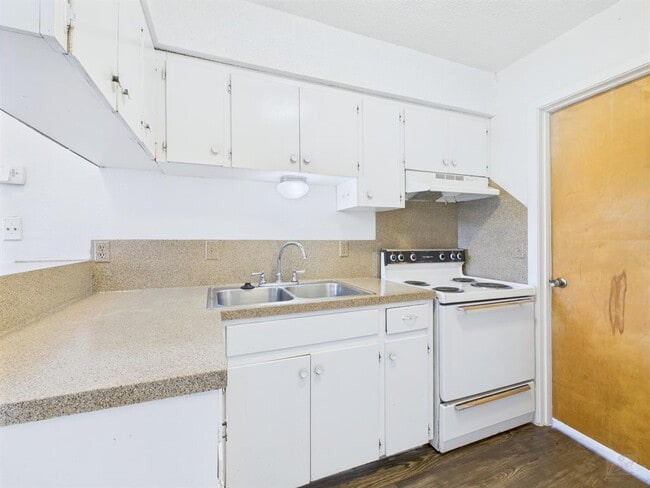 Photo - 2808 Whitis Ave Unit C303