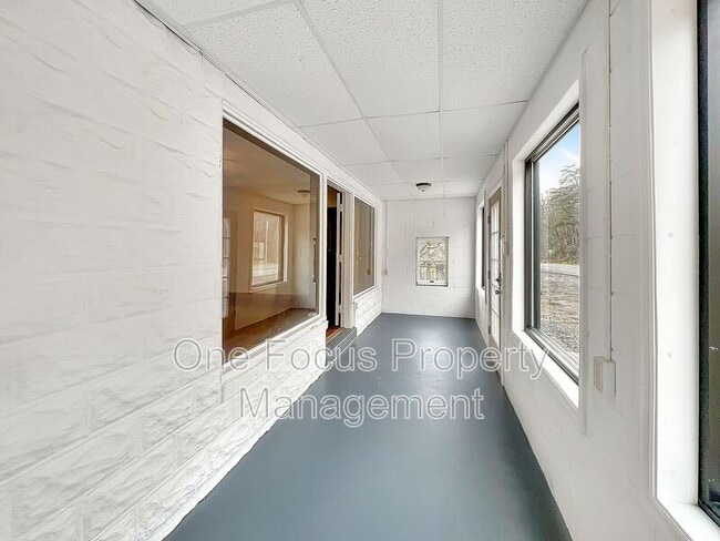 Photo - 2435 Woodward Ave Unit #2
