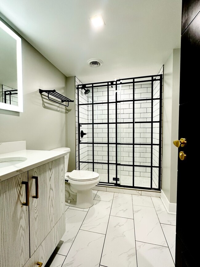 1 Bedroom D - Graphic Arts Lofts