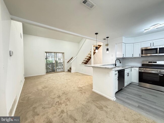 Photo - 1512 Foxmeadow Cir