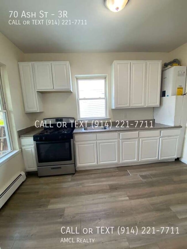 Building Photo - 70 Ash St Unit 3R