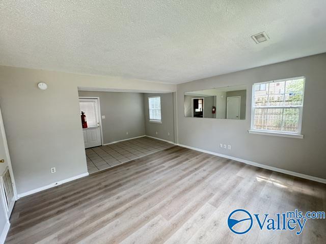 Photo - 2713 Clayton Dr NW