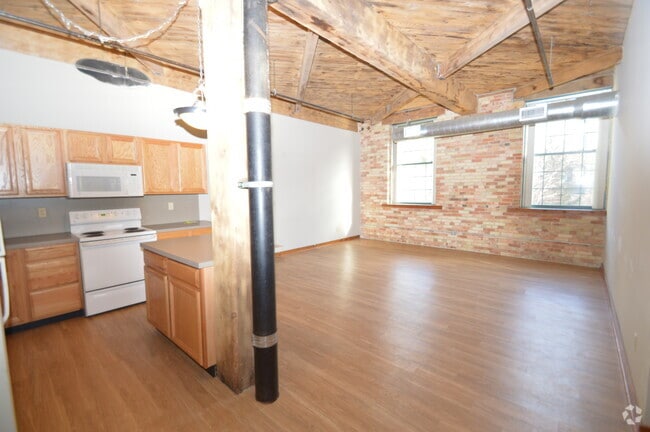 Building Photo - 940 Monroe Ave NW Unit 354 Rental