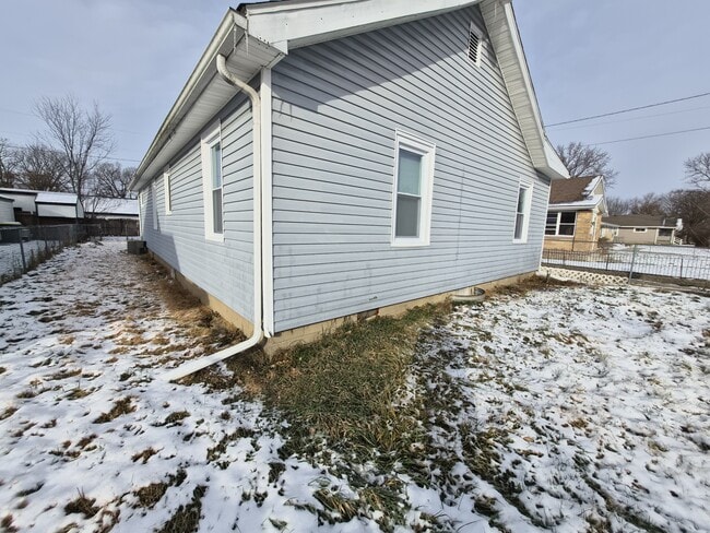 Photo - 2607 Lincoln St