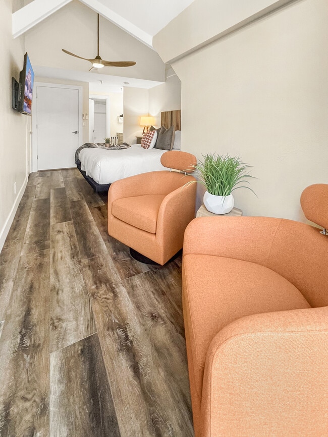 Photo - 1385 Lowell Ave Unidad #209