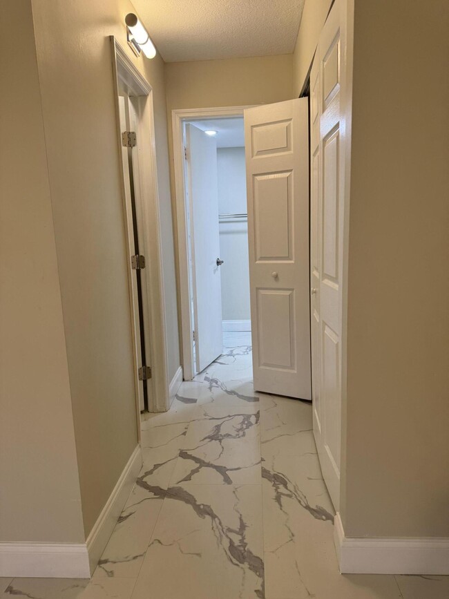 Photo - 2771 Riverside Dr Unit 416-A