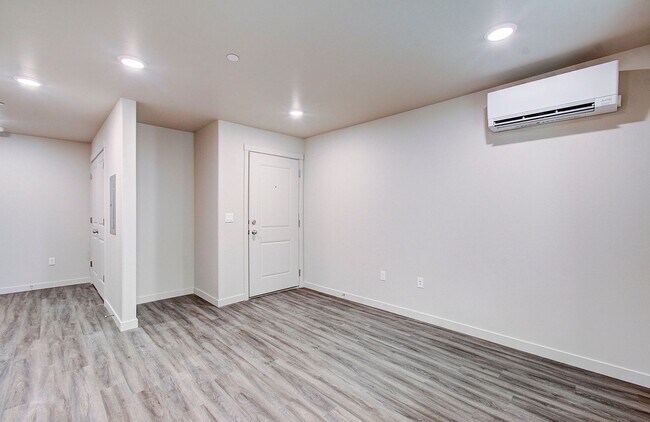 Photo - 404 NE 117th Ave Unit 123