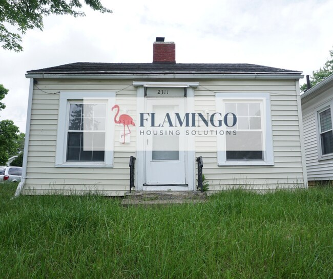 Charming 2 Bedroom, 1 Bath Home – Refinish... - Charming 2 Bedroom, 1 Bath Home – Refinish...
