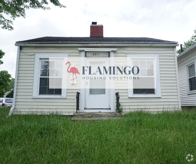 Building Photo - Charming 2 Bedroom, 1 Bath Home – Refinish...