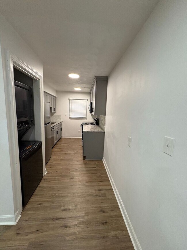 Photo - 98 Chautauqua Ave