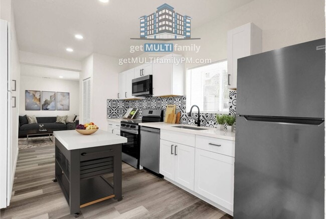 Photo - 1006 E Pasadena Ave Unit B