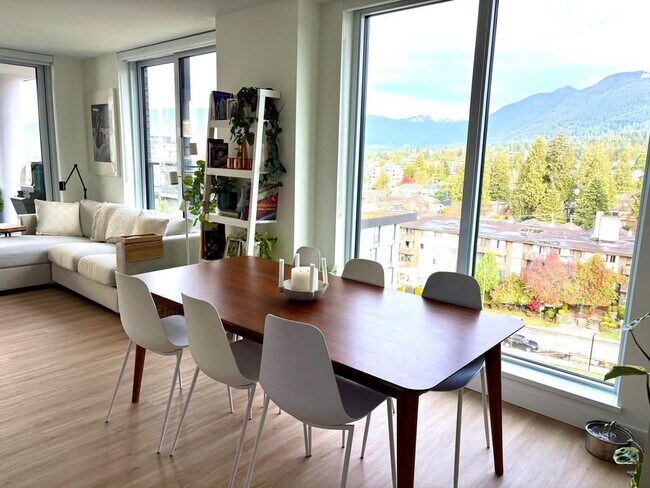 Photo - 252 15th St E