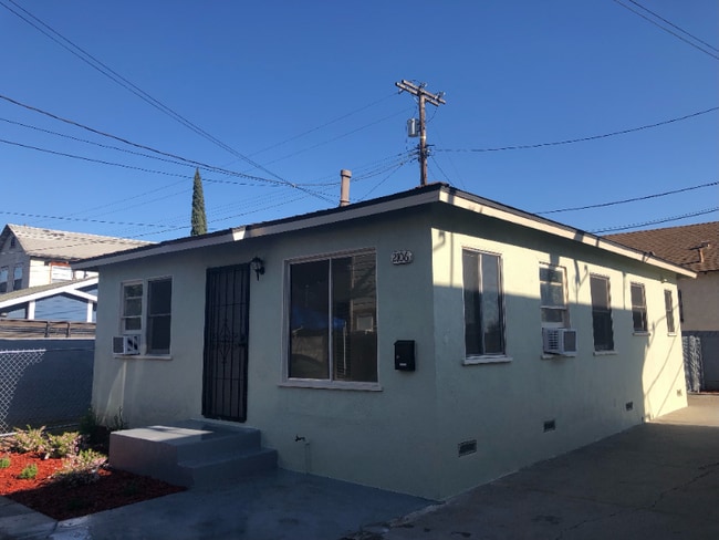 Building Photo - 2106 Vallejo St
