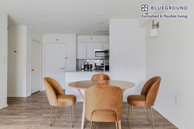 Photo - 444 Washington Blvd Unit SI FL4-ID1800