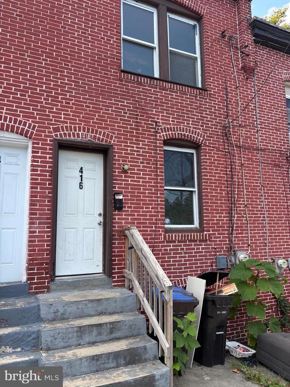 Building Photo - 416 E Oak St Rental