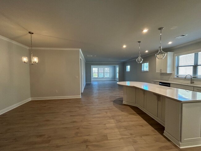 Photo - 505 Colebrook Wy