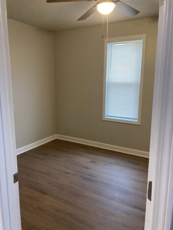 Photo - 3843 Carey St