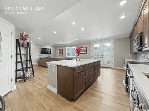 Photo - 939 Melting Snow Way