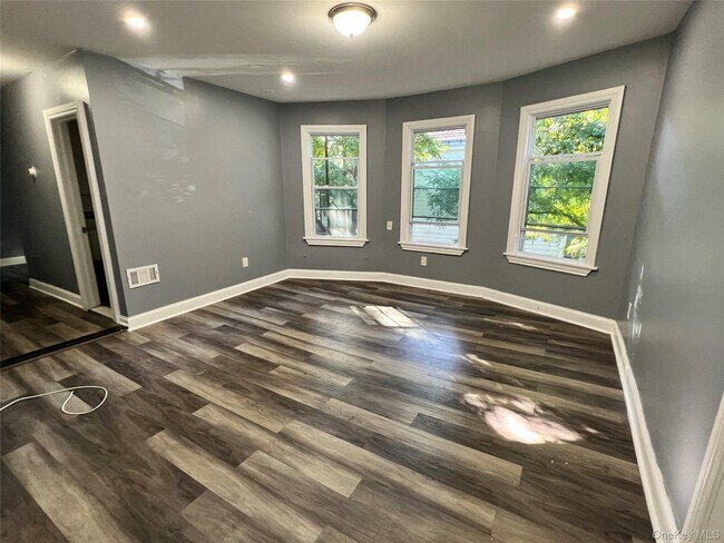 Photo - 58 Lincoln Ave