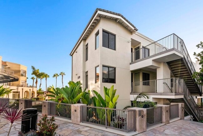 5460 La Jolla Blvd Unit G201