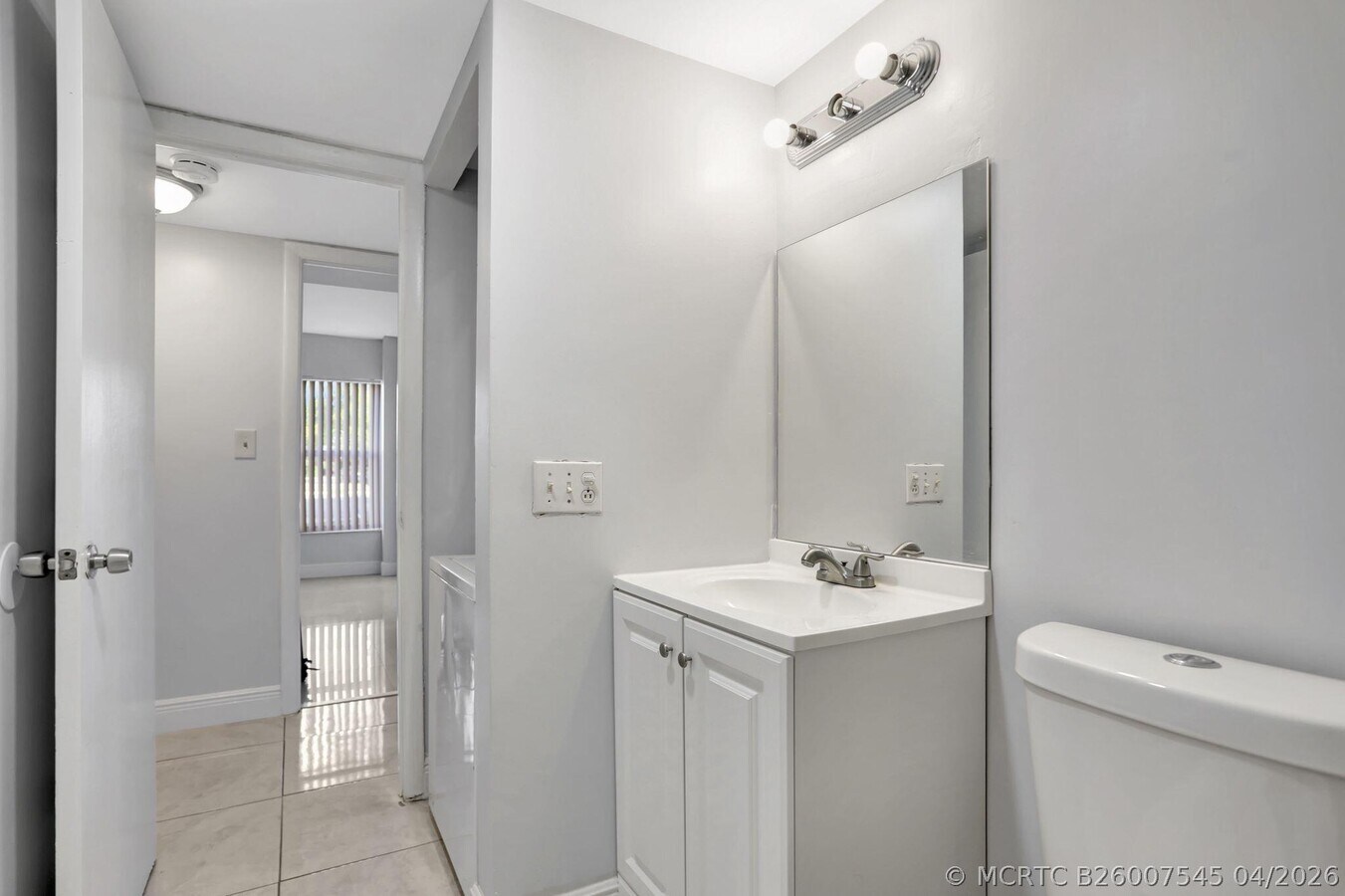Photo - 4156 Inverrary Dr Unit 111