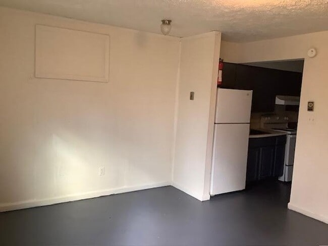 Photo - 13 Rainbow Forest Dr