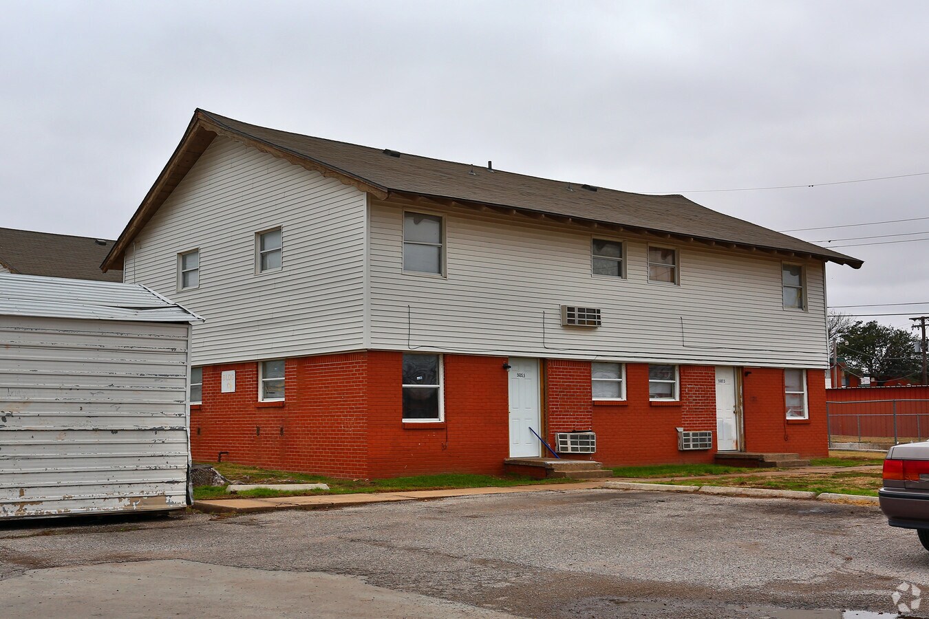 Hillcrest Apartments - Hillcrest Apartments