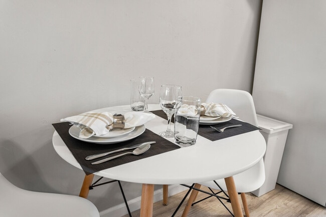 Photo - 826 W Browning St Unidad SI ID1296527P