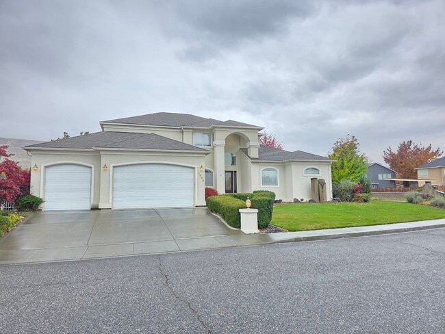 Photo - 3493 Hanstead St