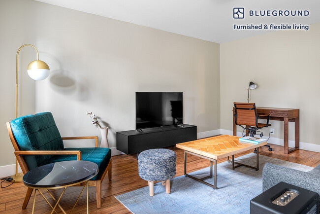 600 N Whisman Rd Unit SI FL1-ID462