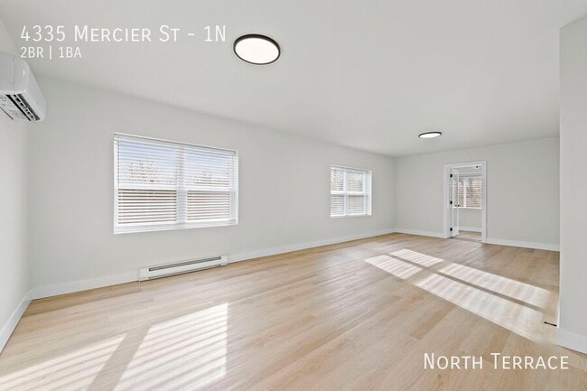 Photo - 4335 Mercier St Unit 1N