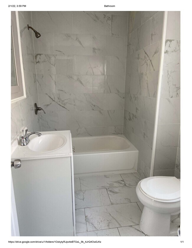 Baño - 86 4th St Unidad Second Floor