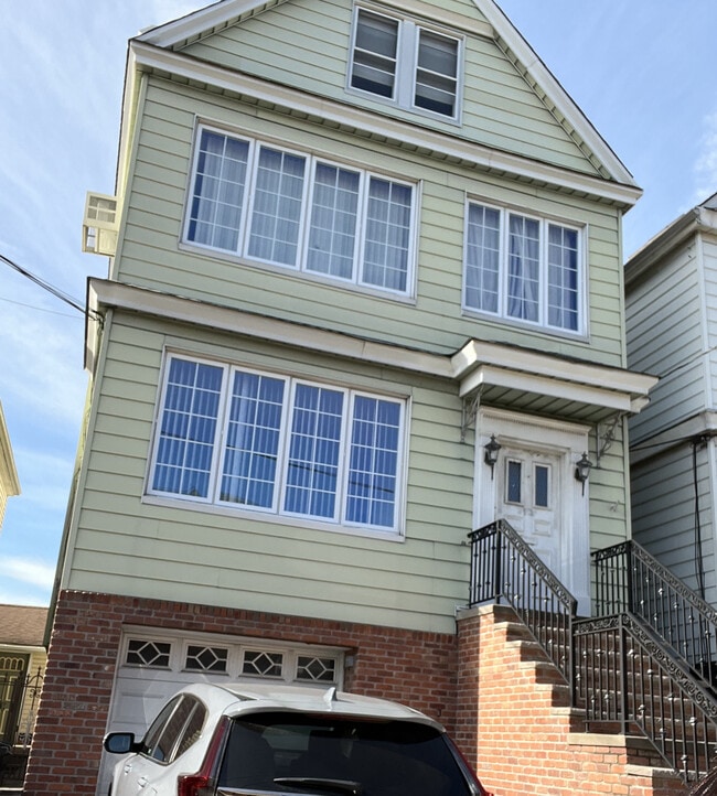 Photo - 120 W 45th St Unit 1