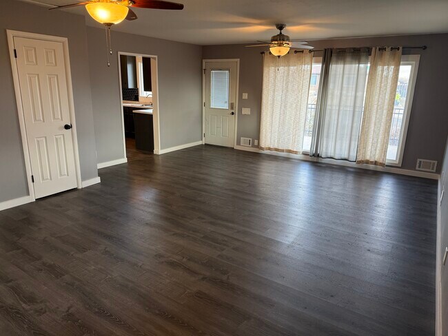 Photo - 7225 Inca St