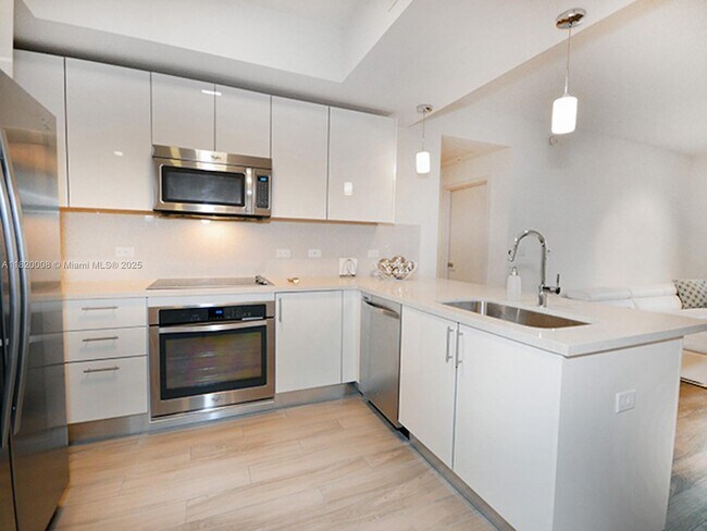 Photo - 999 SW 1st Ave Unit 1611