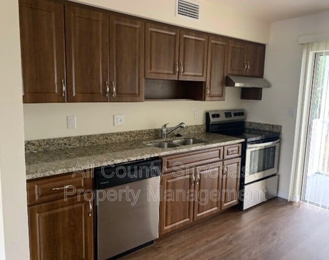 Photo - 7450 35th St N