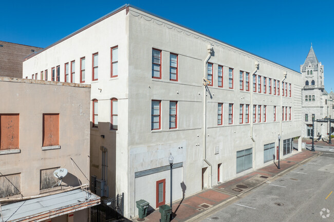 Building Photo - Beaumont Downtown Lofts