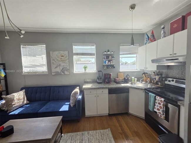 Photo - 1027 Pennsylvania Ave Unit 304