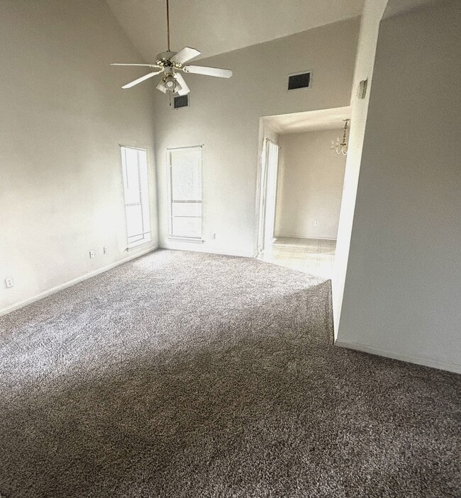 Photo - 308 Deloris Dr