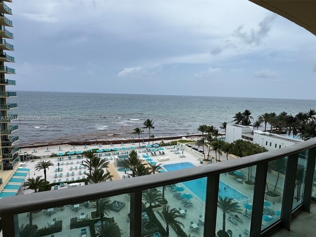 Building Photo - 2501 S Ocean Dr Unit 921