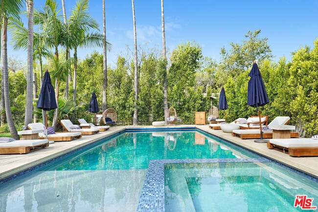 9451 Sunset Blvd