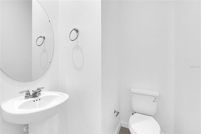 Photo - 1160 Lakeshore Breeze Pl