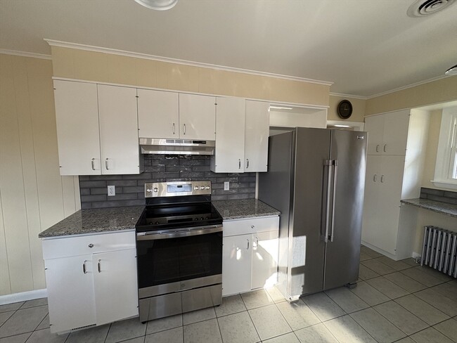 Photo - 150 W Wrentham Rd