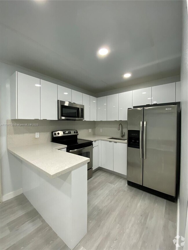 Building Photo - 18555 SW 295th Terrace Unit 1 Rental