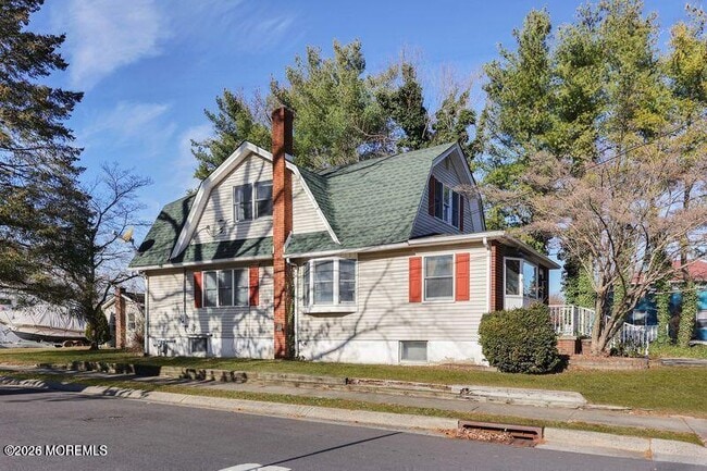 Photo - 47-49 Appleton Ave
