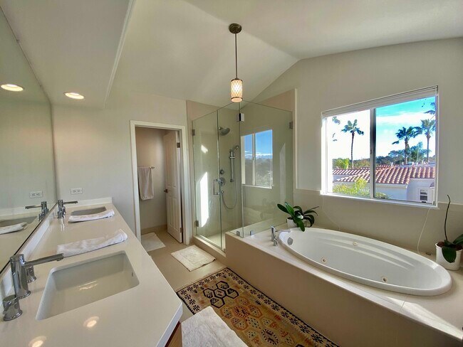 6481 Zuma View Pl Unit 107