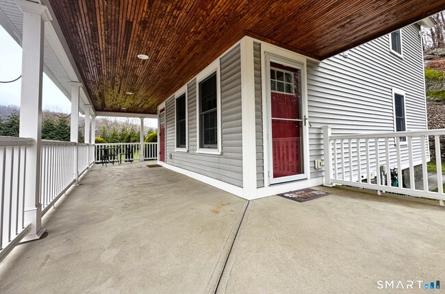 Photo - 8 Woodside Ave