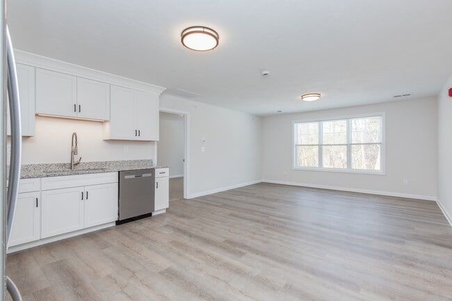 Photo - 62 Sherburne Ave