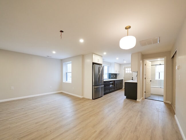 Photo - 5333 Penn Ave